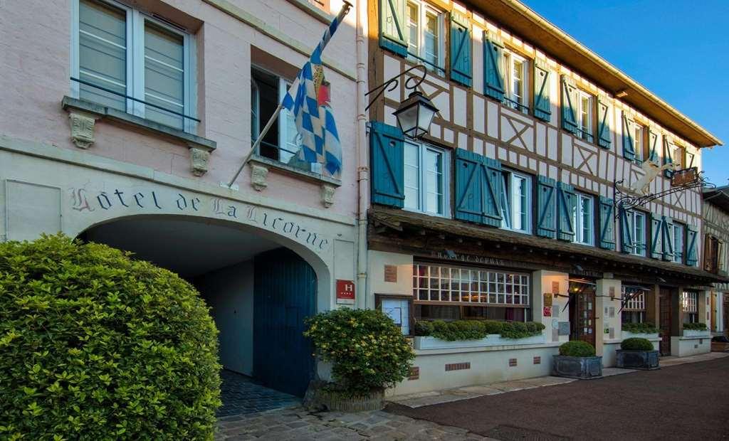 Hotel La Licorne & Spa Lyons-la-Foret Exterior photo