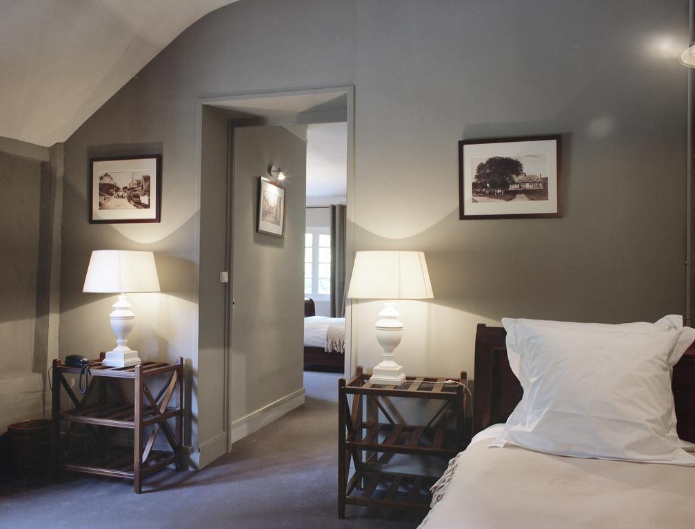 Hotel La Licorne & Spa Lyons-la-Foret Room photo